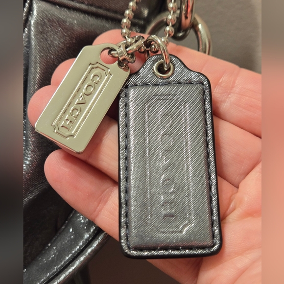 Coach Poppy 2011 Silver/Gunmetal Metallic Convertible Shoulder Bag - Picture 3 of 13